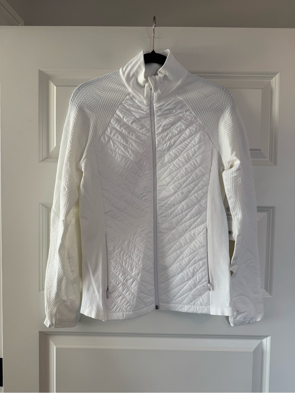 NWT ATHLETA FLURRY FORCE INSULATED
PRIMALOFT® JACKET II